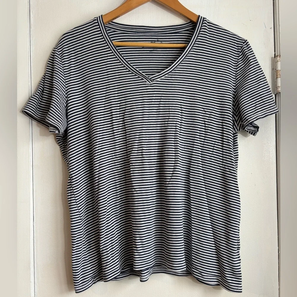 Eddie Bauer Navy and White Striped Tee - Picture 1 of 6